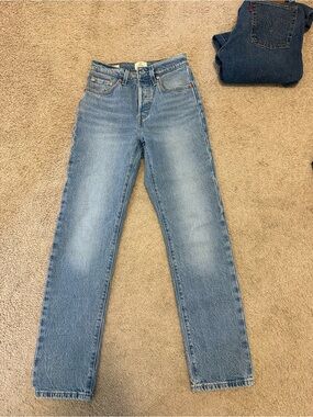 2 PAIRS** Levi's 501 Original Women's Straight Leg Jeans - Light & Medium Wash.